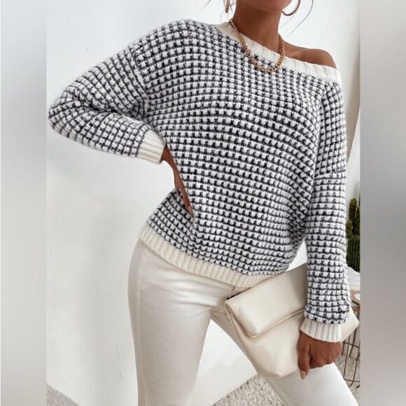 American Eagle Outfitters Sweaters - Black Sweater Wool Blend‎ Drop Shoulder American Eagle women's medium